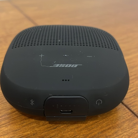 Bose Micro Soundlink Speaker - Picture 13 of 15
